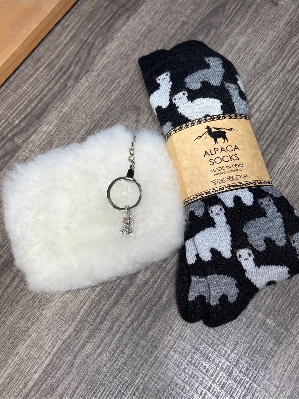 Alpaca Gift Set with Socks and Coin Purse with Highland Cow Charm
